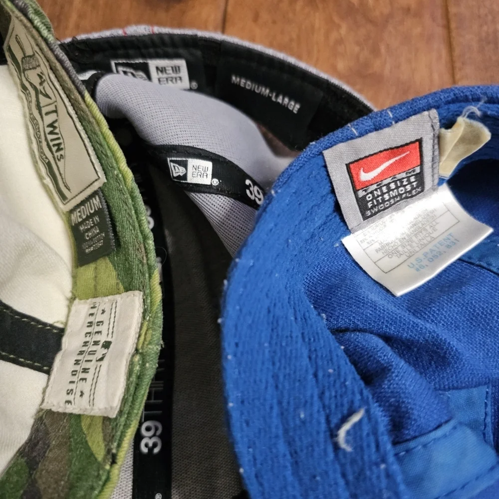BUNDLE: Chicago Cubs hats fitted